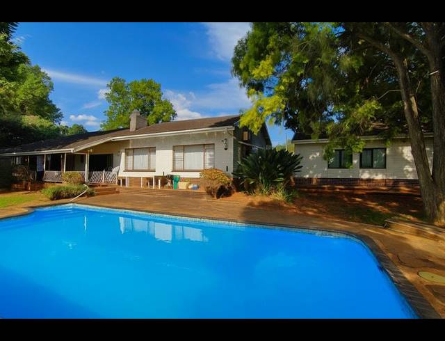 5 BEDROOM HOUSE FOR SALE IN HAYFIELDS